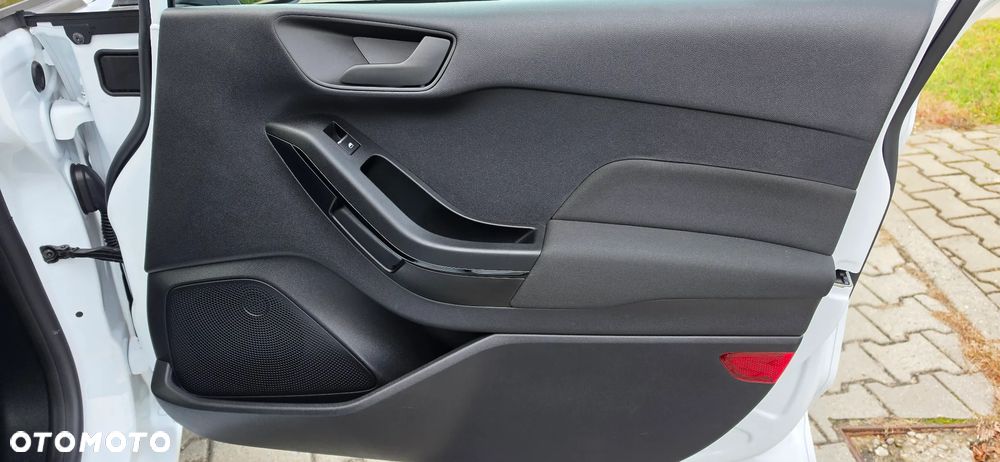 Ford Fiesta - 30