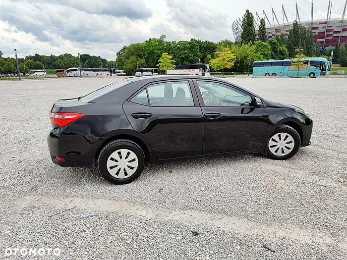 Toyota Corolla - 13
