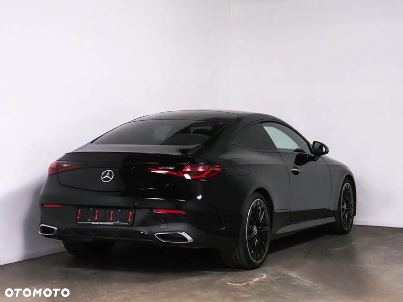 Mercedes-Benz CLE 300 mHEV 4-Matic AMG Line - 3