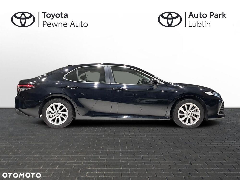 Toyota Camry 2.5 Hybrid Comfort CVT - 6