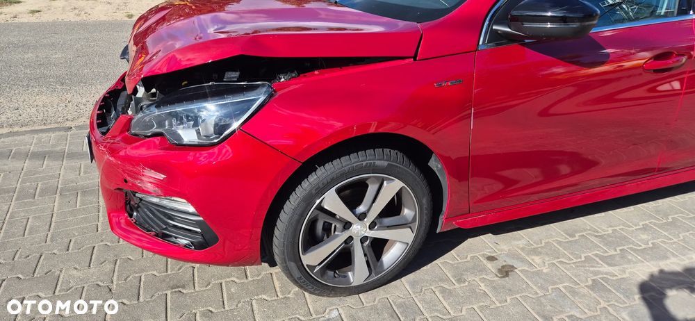 Peugeot 308 1.2 PureTech GPF GT Pack S&S EAT8 - 10