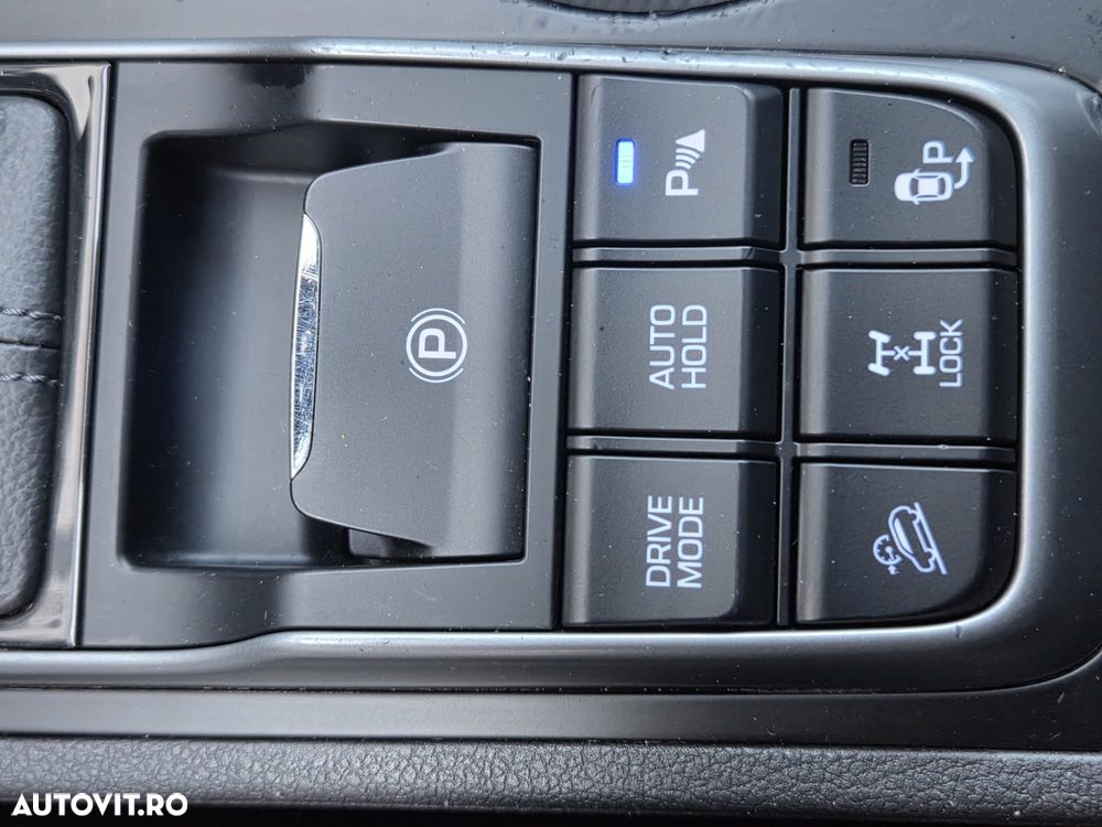 Hyundai Tucson 2.0 CRDI 4WD 6AT Luxury+ - 21