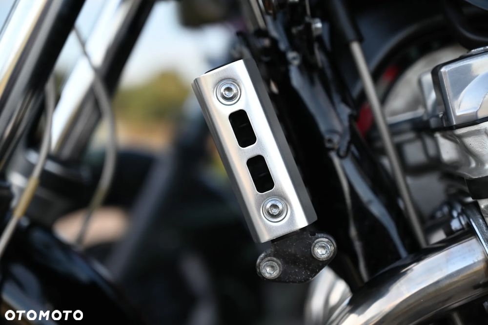 Yamaha XJR - 34