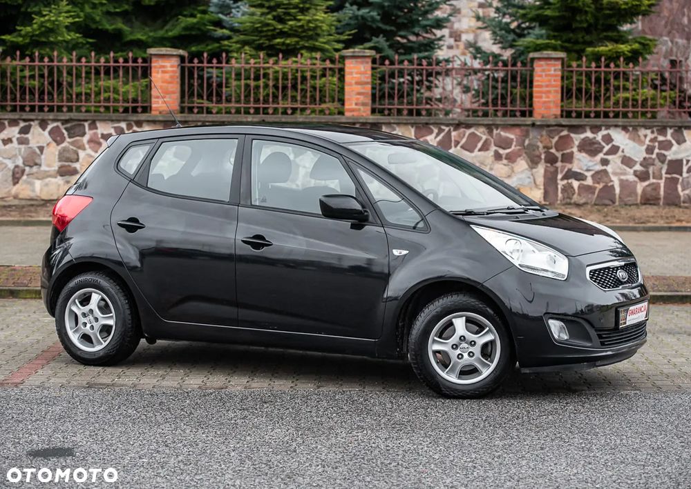 Kia Venga 1.6 L - 13