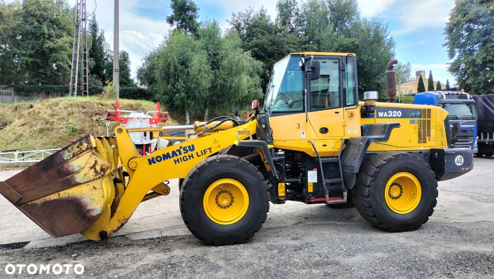 Komatsu WA 320 - 6 / 16500 kg / 4,5 m zasyp / klima / centralne smarowanie - 2