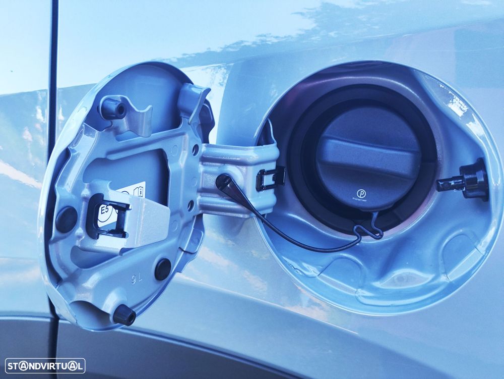 Lexus LBX Elegant - 15