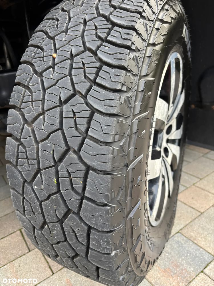 Volkswagen Amarok 2.0 BiTDI Autm Canyon - 27