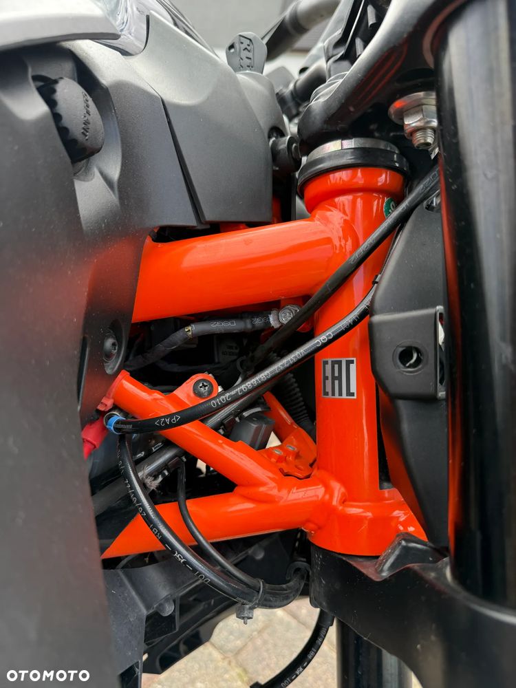 KTM Duke 125 - 28