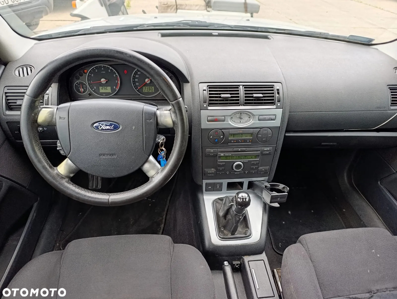 Ford Mondeo 1.8 Ambiente X - 8
