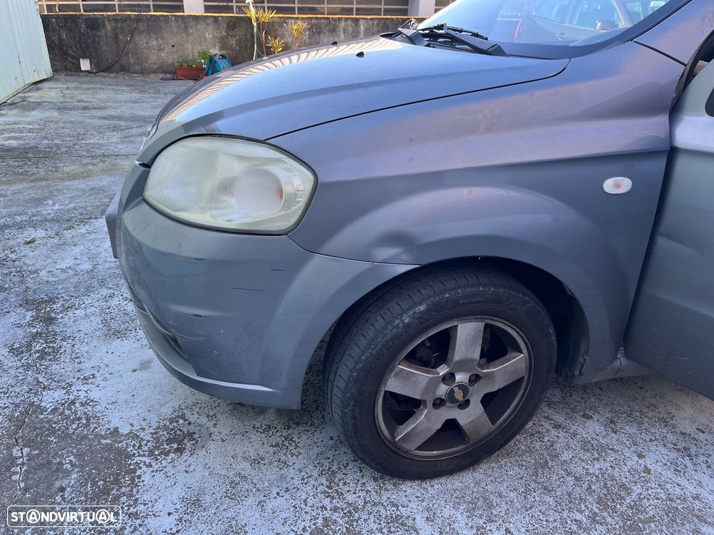 Chevrolet Aveo 1.2 LS - 8