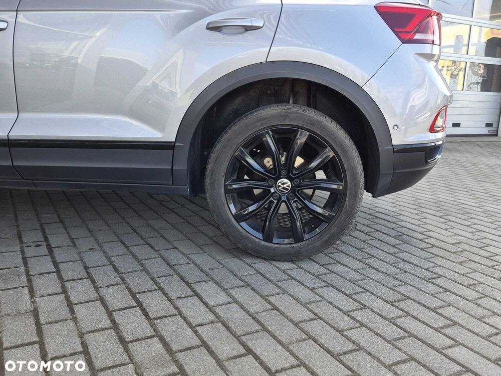 Volkswagen T-Roc - 15