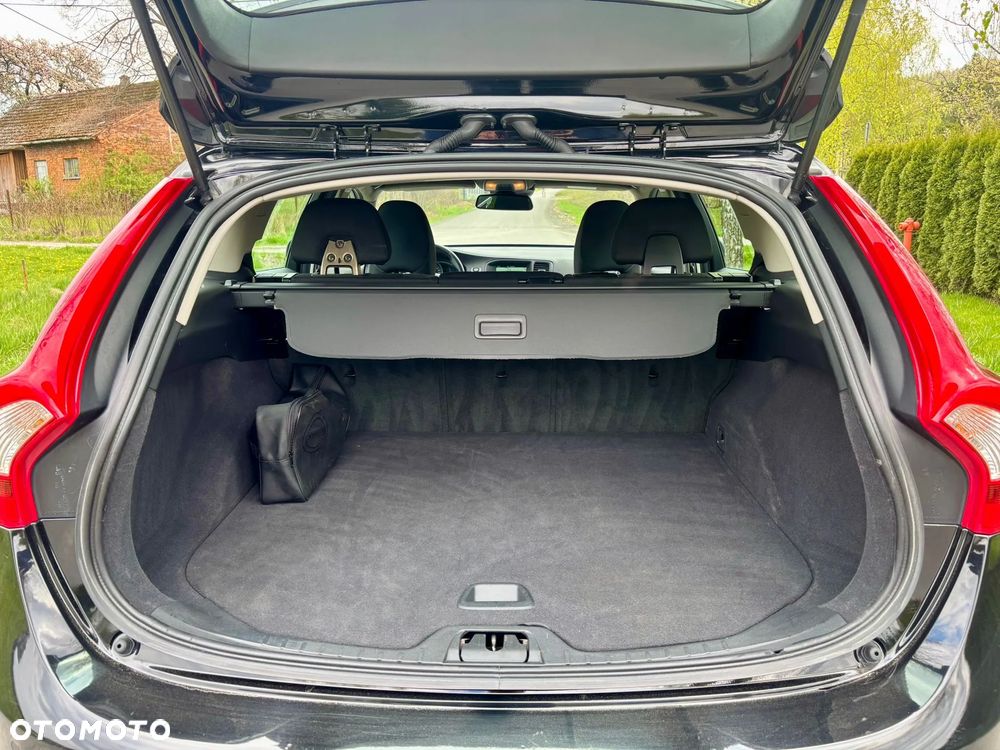 Volvo V60 D2 Geartronic - 39