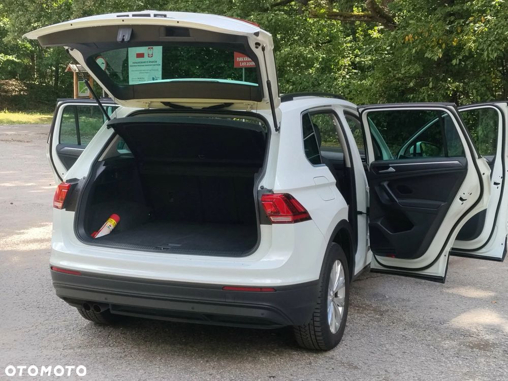 Volkswagen Tiguan - 10