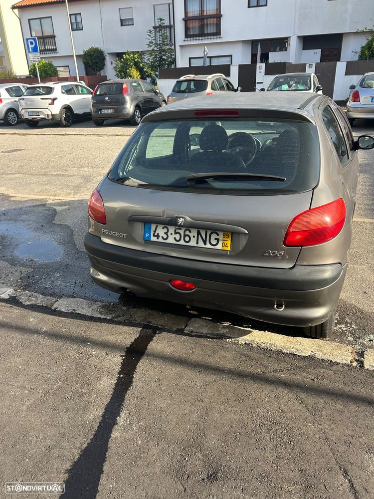 Peugeot 206 1.1 XR - 5