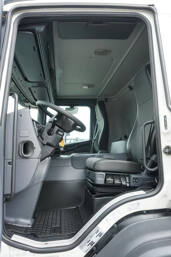 Scania / P 420 / 8 X 4 / TRIDEM / SKRZYNIOWY + HDS / PALFINGER PK 26002 / WYS. 12 M / DŁ. 8 M - 9