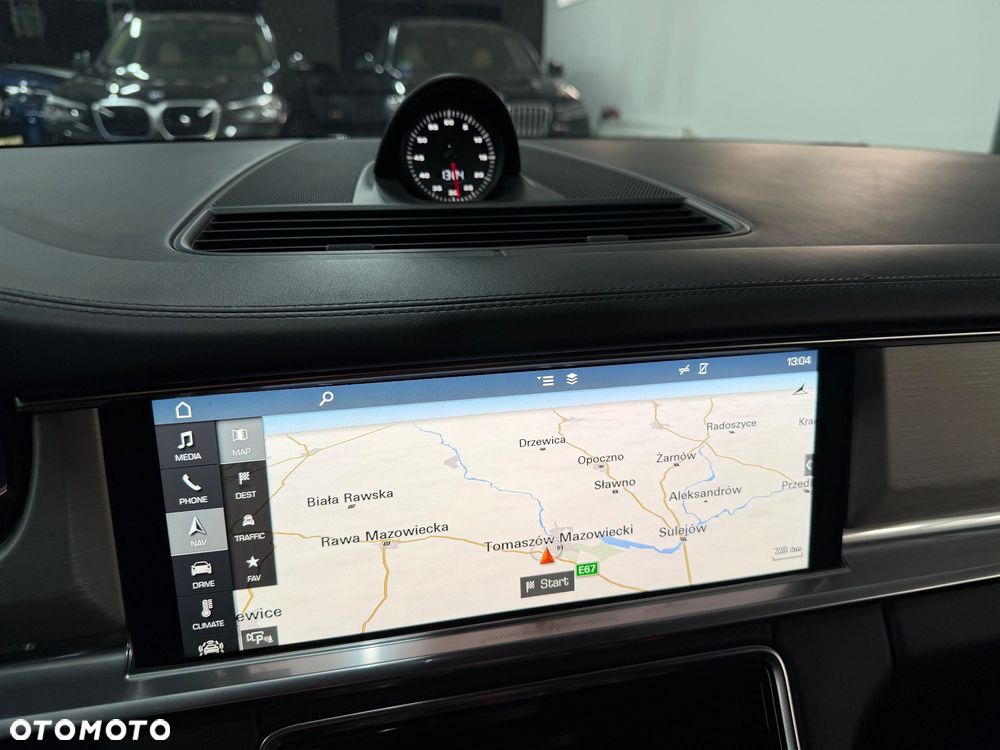 Porsche Panamera Turbo - 40