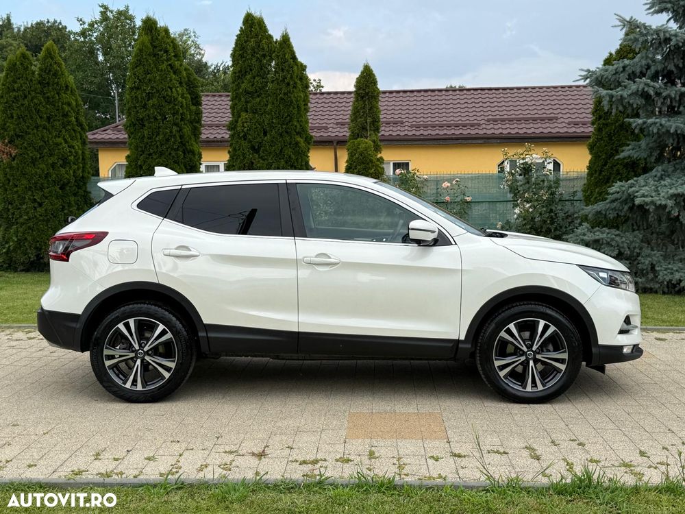 Nissan Qashqai 1.5 DCI Start/Stop N-Connecta - 19