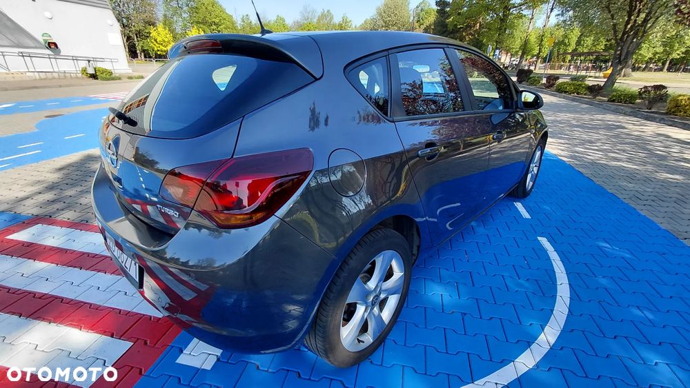 Opel Astra 1.4 T Cosmo - 6