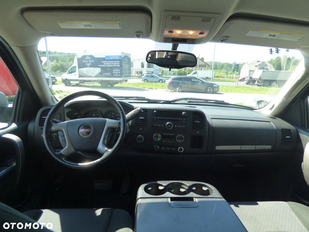 GMC Sierra - 10