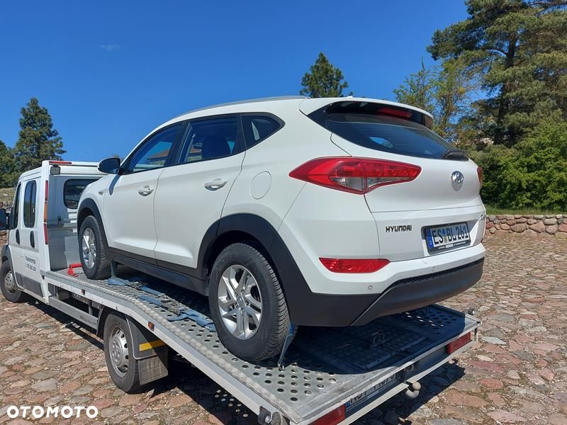Hyundai Tucson blue 1.6 GDi 2WD Navi - 12