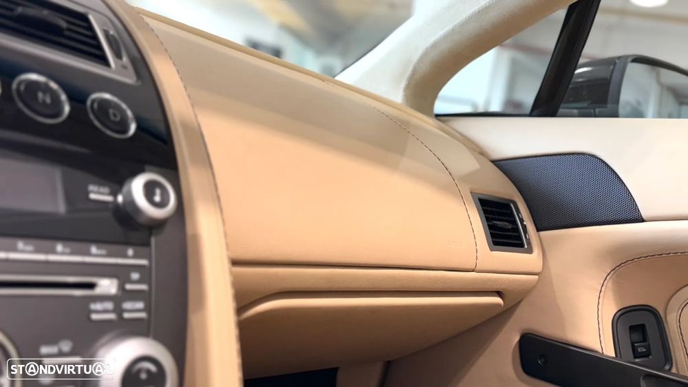 Aston Martin Vantage Roadster V8 Sportshift - 30