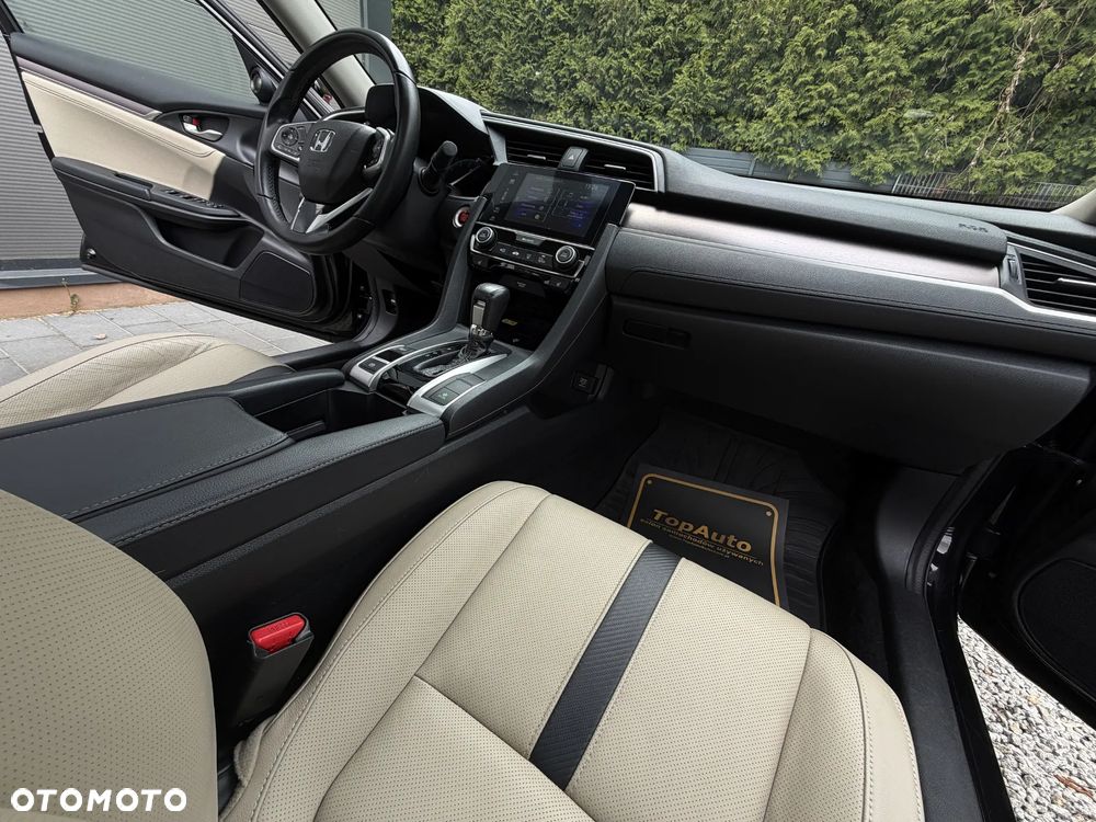 Honda Civic 1.5 i-VTEC Turbo CVT Executive - 16