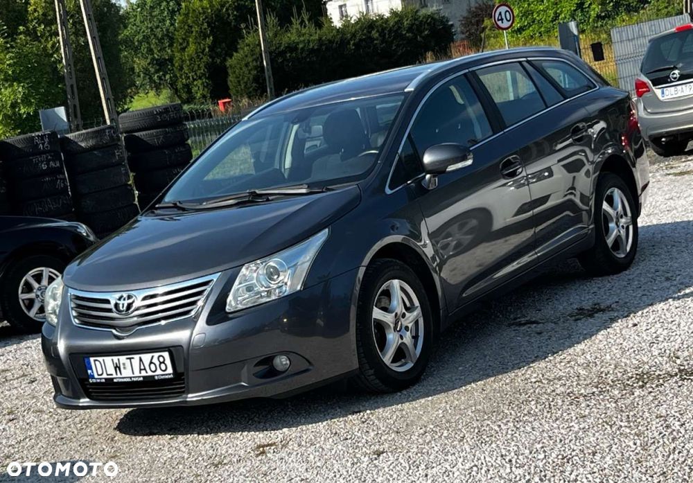Toyota Avensis 1.8 Sol - 3