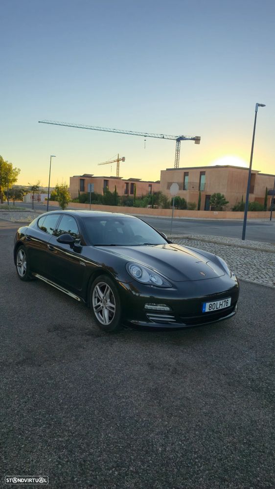 Porsche Panamera 4 PDK - 3