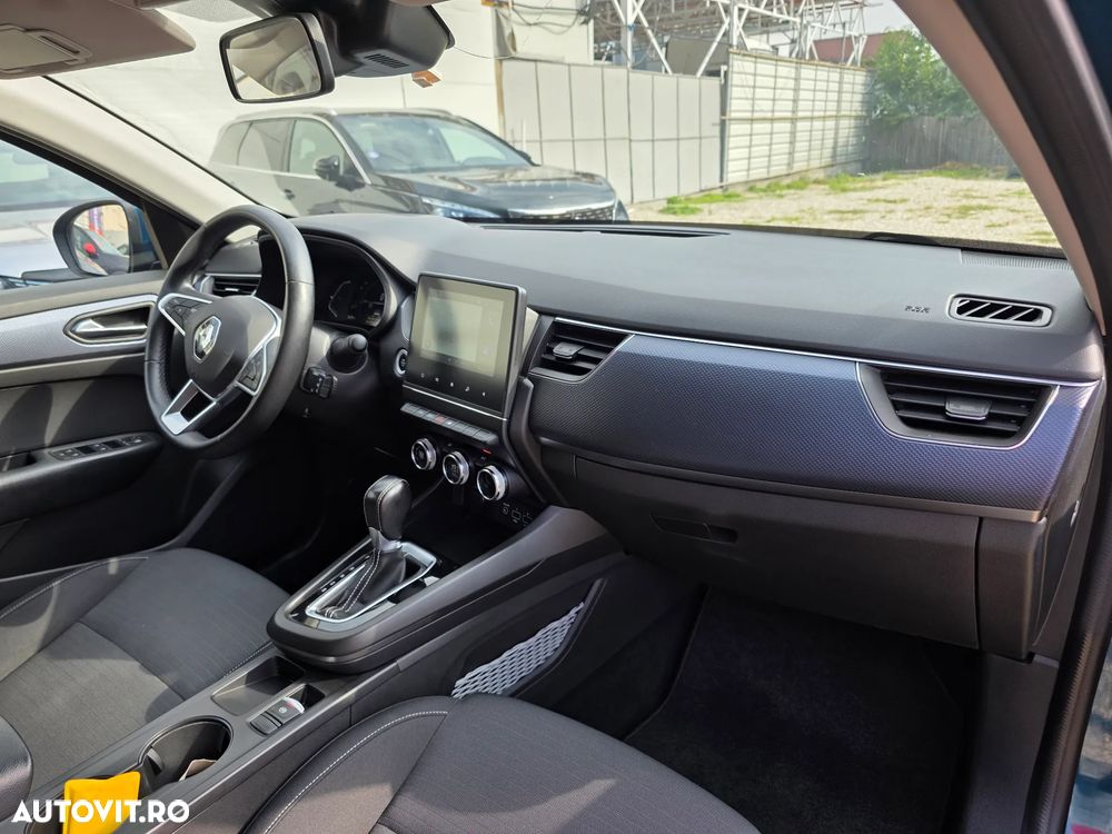 Renault Arkana E-TECH 145 Evolution - 17