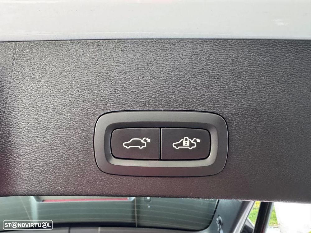 Volvo XC 40 1.5 T4 PHEV Inscription Expression - 41