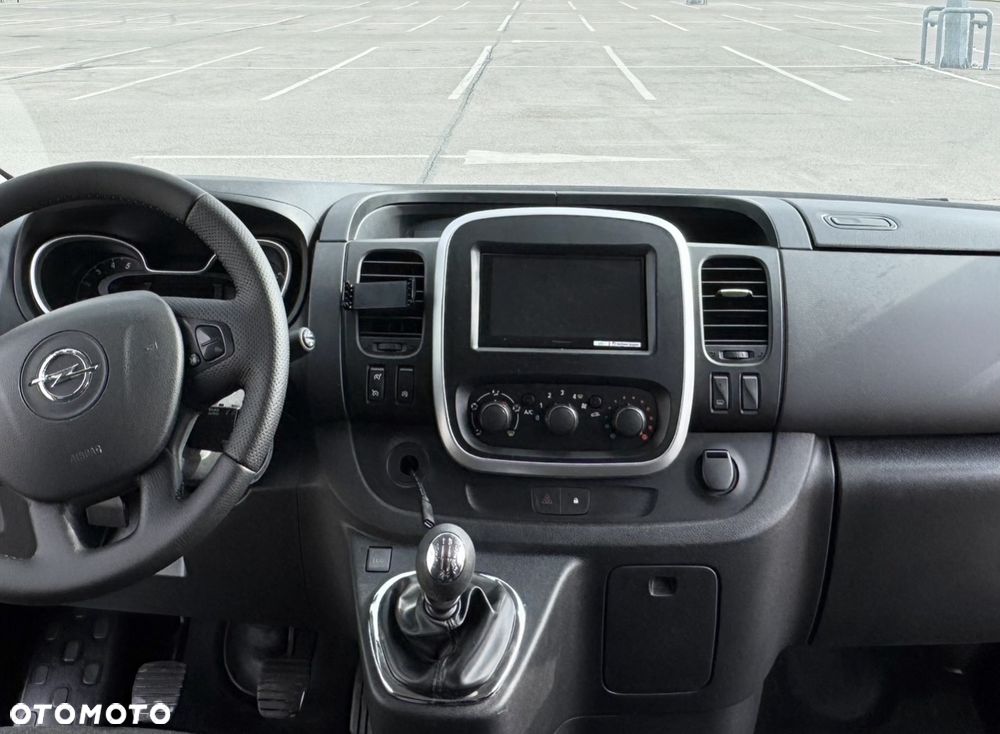 Opel Vivaro L2H1 2,9t Elegance Business - 6