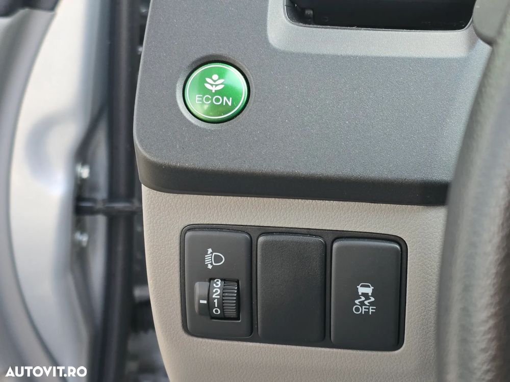 Honda Civic 1.8 i-VTEC MT Elegance Winter Pack - 18