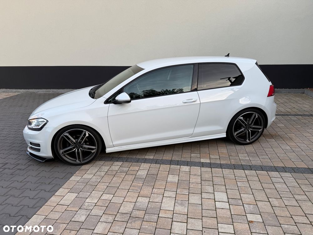 Volkswagen Golf - 5
