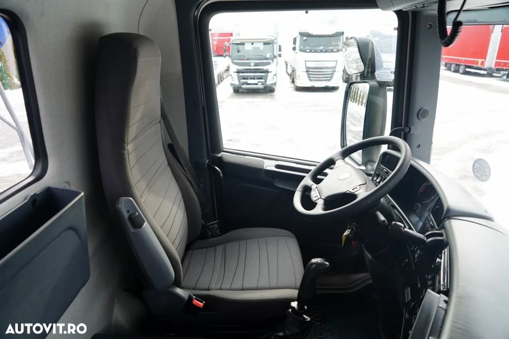 Scania G 370 / 6x4 / BASCULĂ SPATE + HIAB 144E S-3 HDS / RADIOCOMANDĂ / ROTATOARE / FURCĂ PENTRU PALEȚI / EURO 6 / - 29