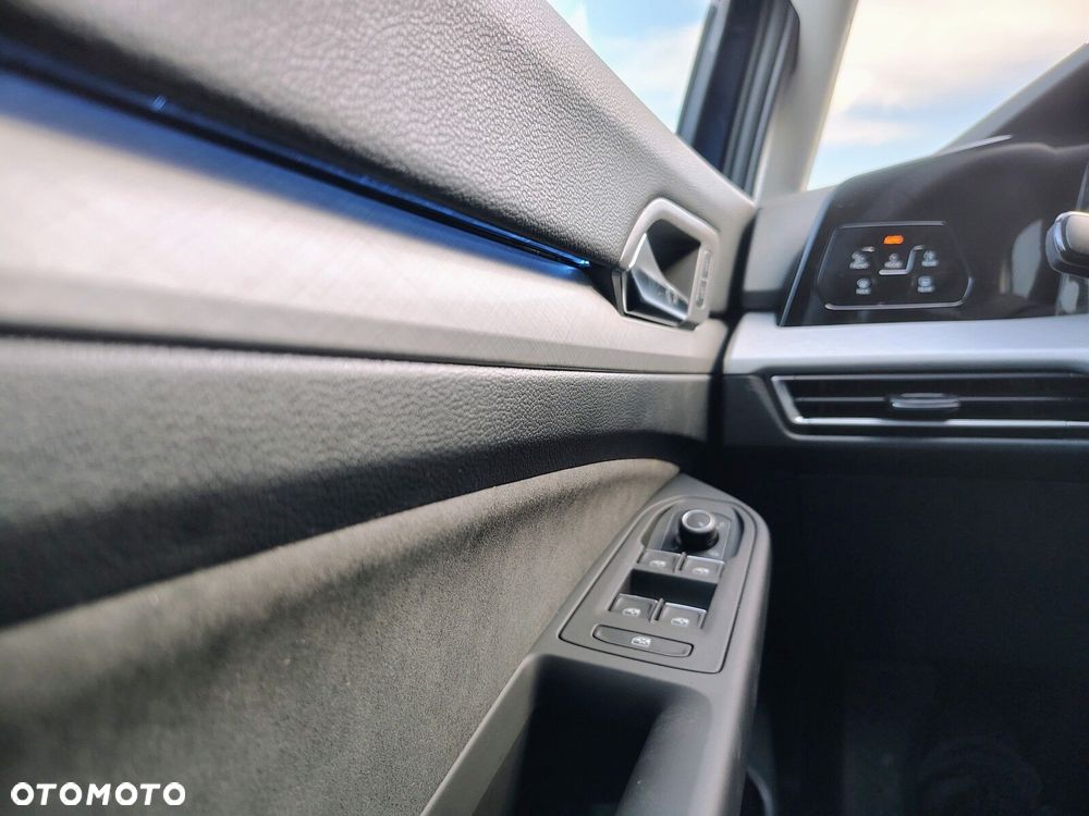 Volkswagen Golf Variant - 18