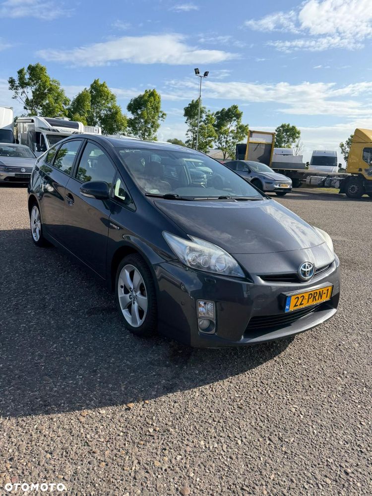Toyota Prius - 1