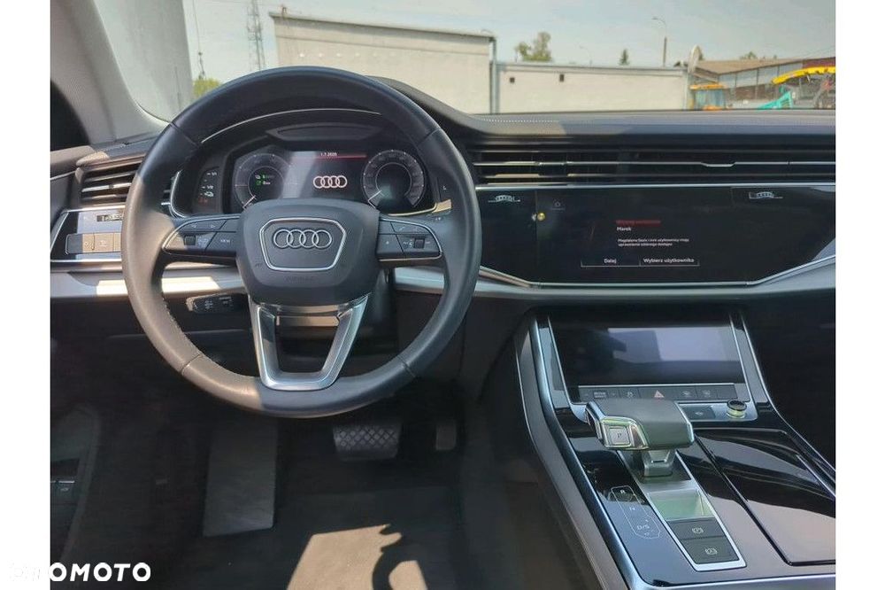 Audi Q8 - 5