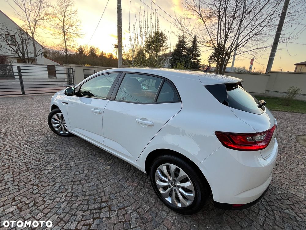 Renault Megane 1.6 SCe Life - 15