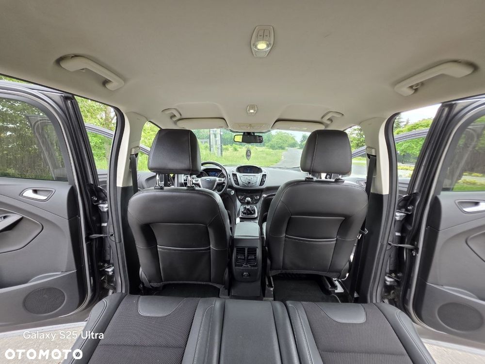 Ford Kuga 2.0 TDCi 4x4 Titanium - 22