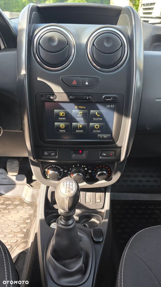 Dacia Duster 1.2 TCe Celebration - 16