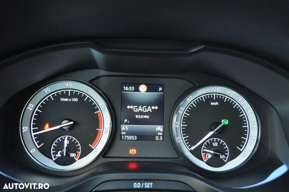 Skoda Karoq 1.5 TSI ACT DSG Clever - 30