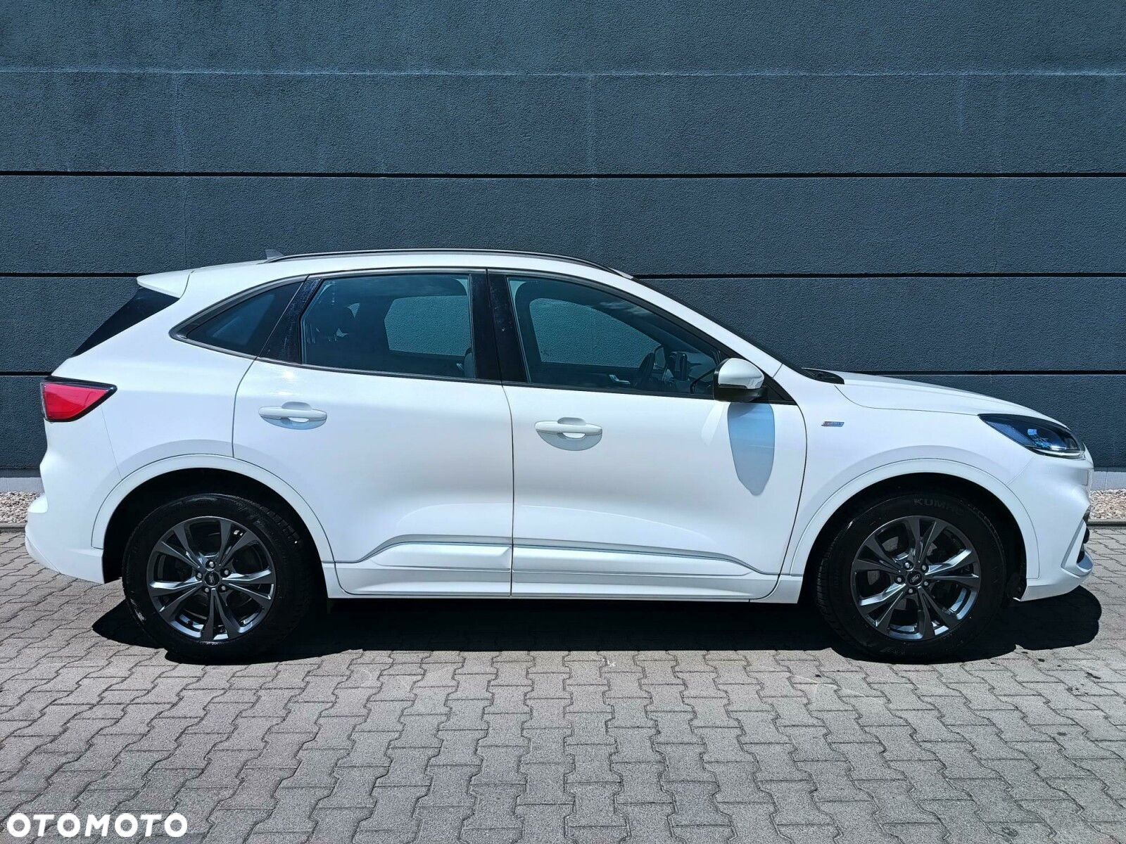 Ford Kuga 1.5 EcoBoost FWD ST-Line - 13