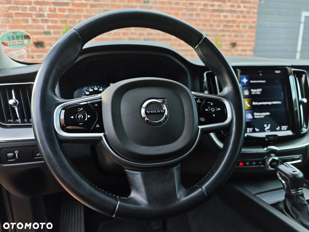 Volvo XC 60 D4 Inscription - 19