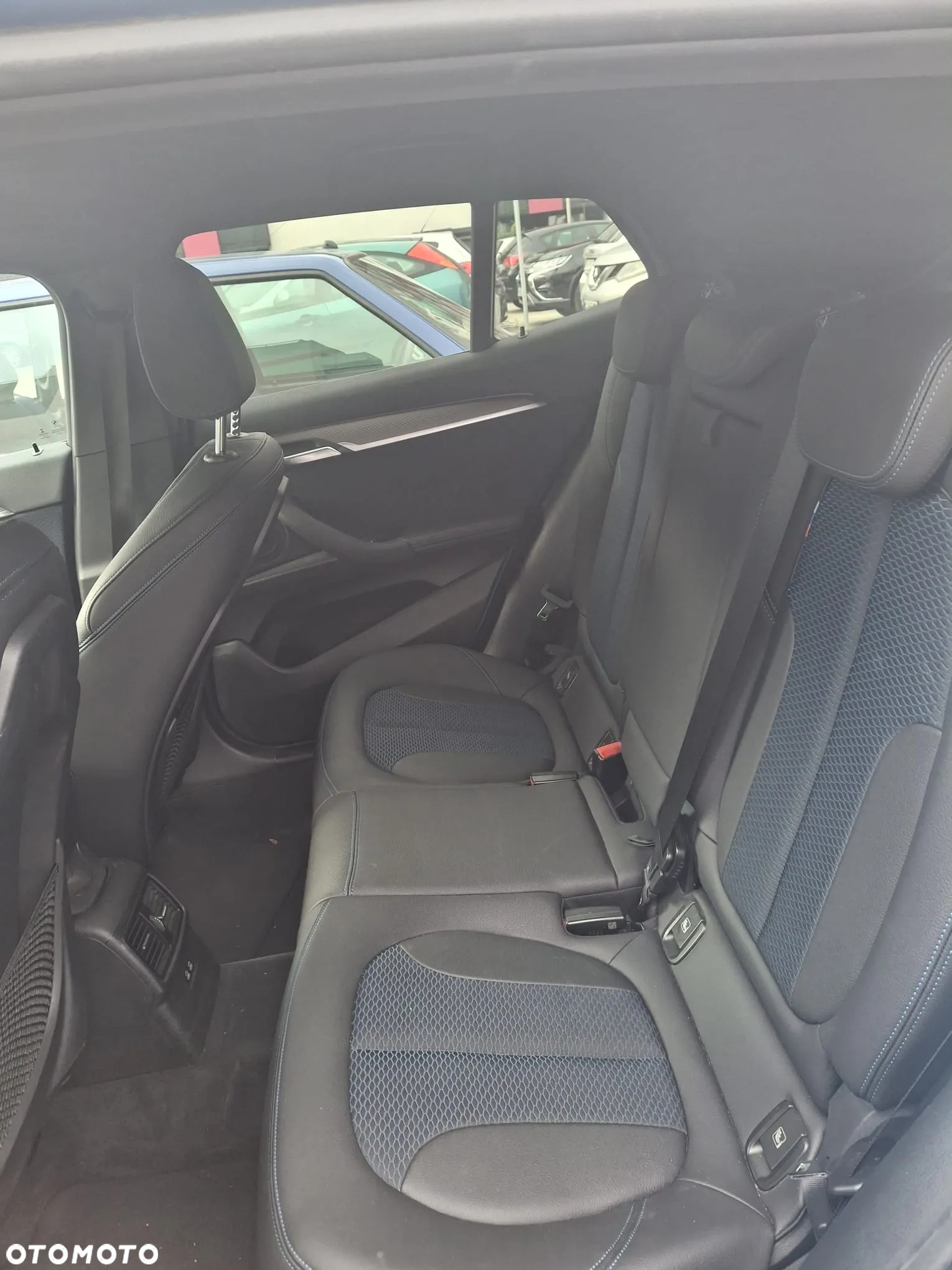 BMW X2 sDrive18d - 14