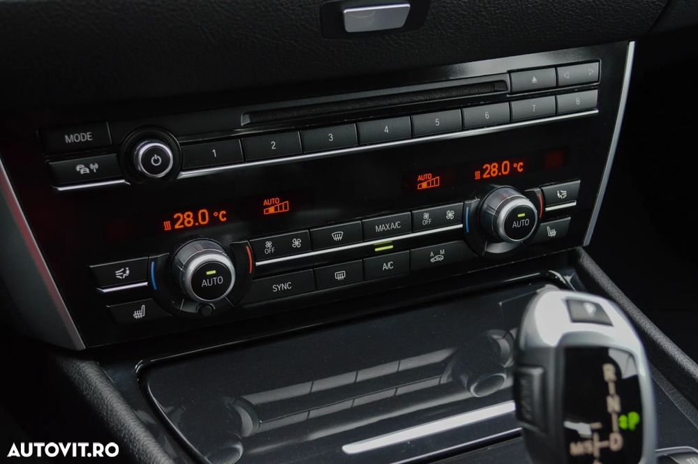 BMW Seria 5 520d Gran Turismo Aut. Luxury Line - 38