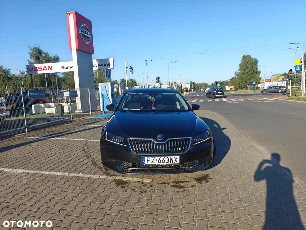 Skoda Superb 2.0 TDI DSG Style - 1