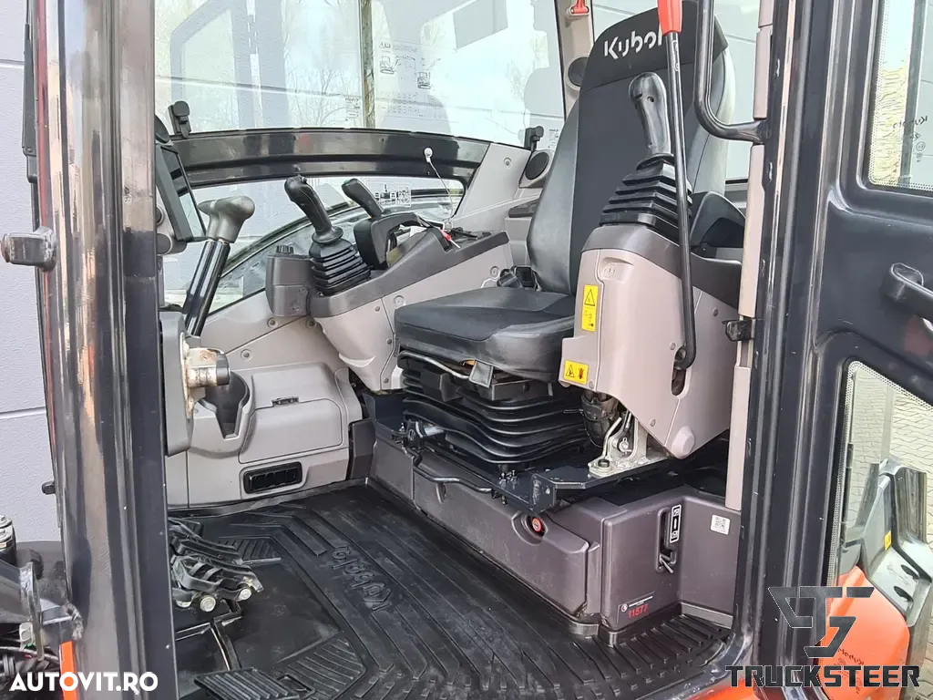 Kubota KX060-5 - 12