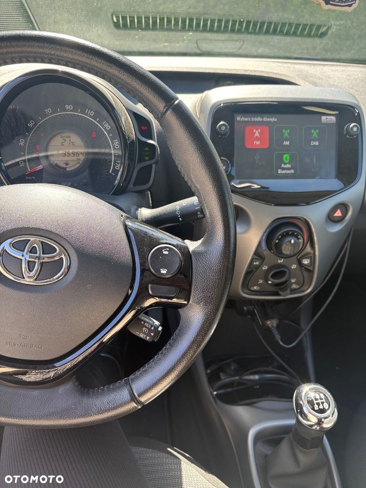 Toyota Aygo x-play - 7