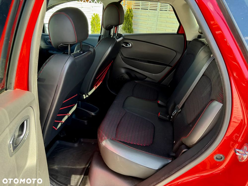 Renault Captur 1.2 TCe Helly Hansen EDC - 15