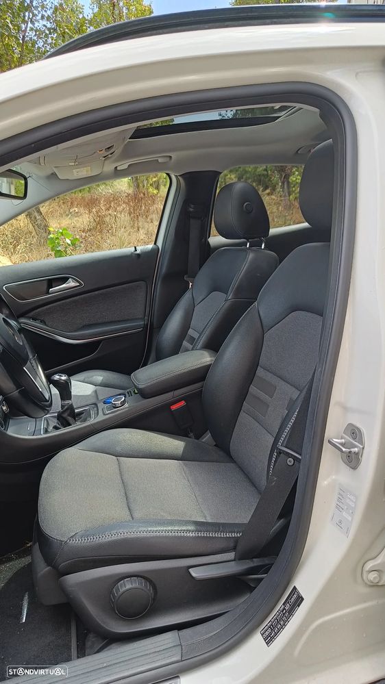 Mercedes-Benz GLA 200 (CDI) d Urban - 12
